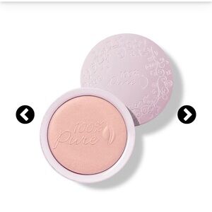 100% Pure fruit pigmented luminizer soft pink